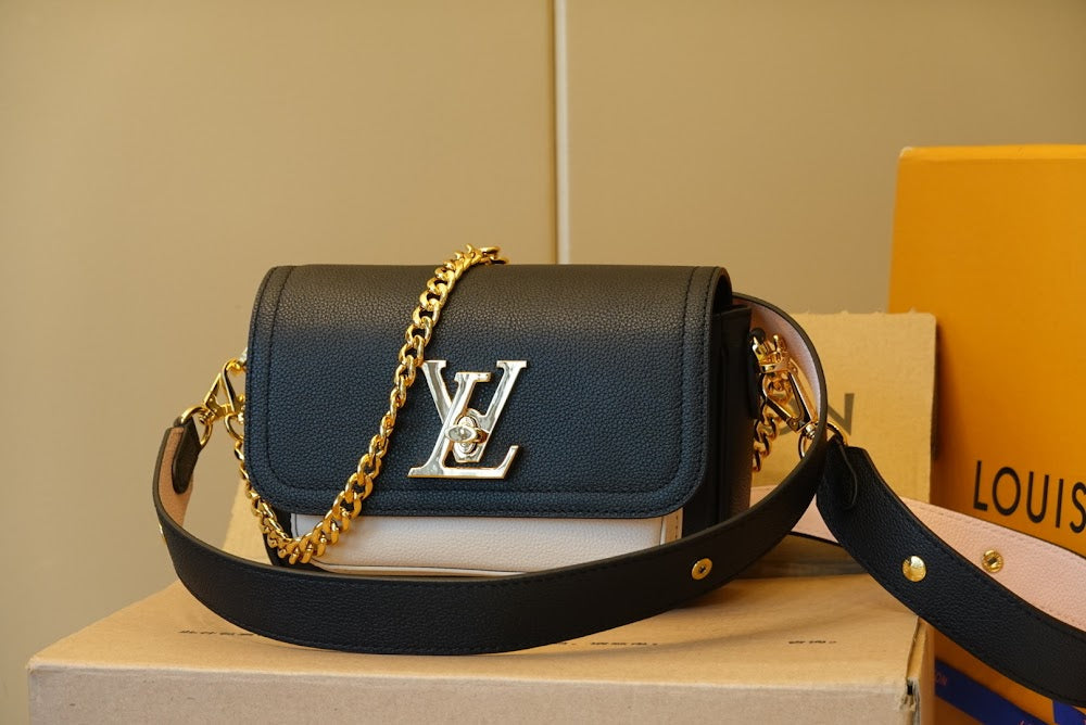 Anum Bags ln Luxury Bag --60843