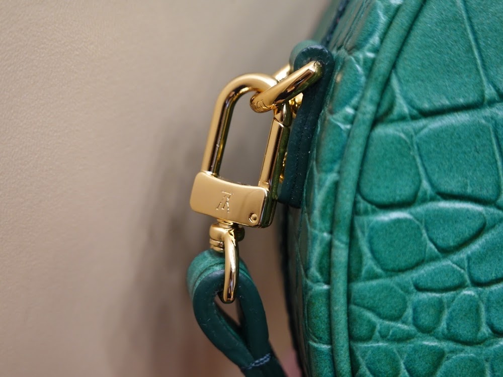 Anum Bags ln Luxury Bag --60227