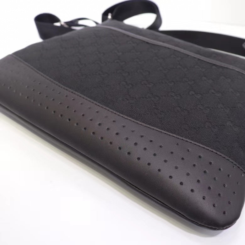 new-luxury-designer-bags-nm18058