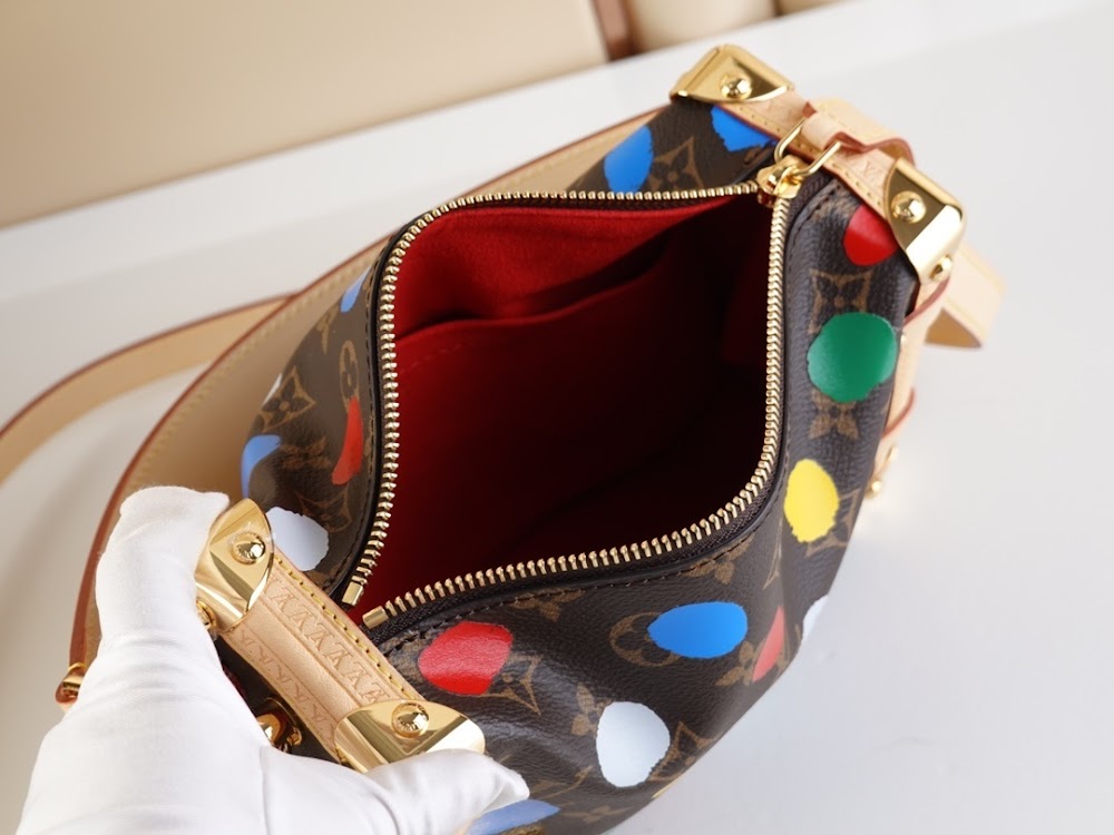 Anum Bags ln Luxury Bag --61065