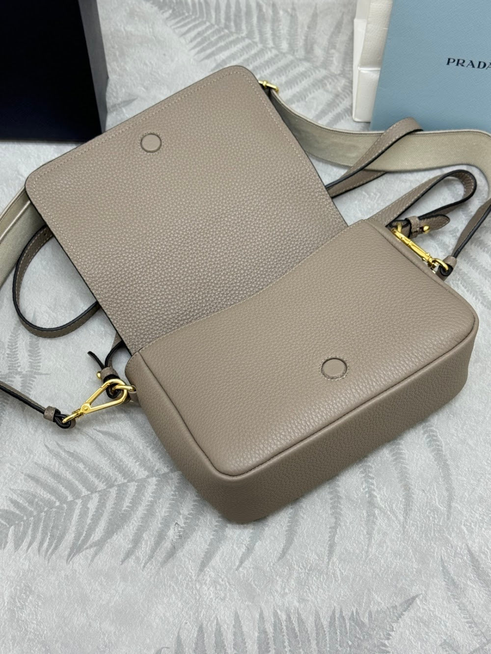 Ezyycart Bags Pradn Luxury Bag --101325