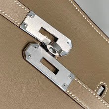 new-luxury-designer-bags-nm11356
