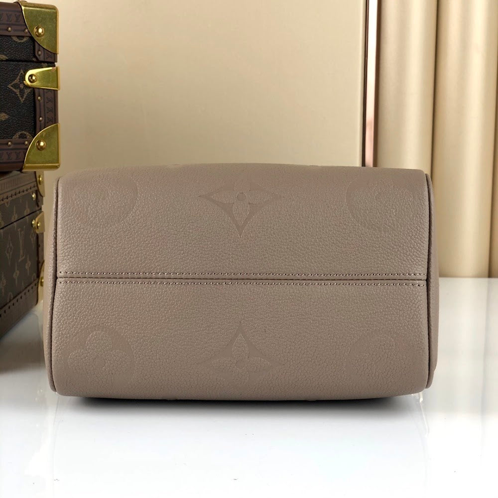 Anum Bags ln Luxury Bag --57892
