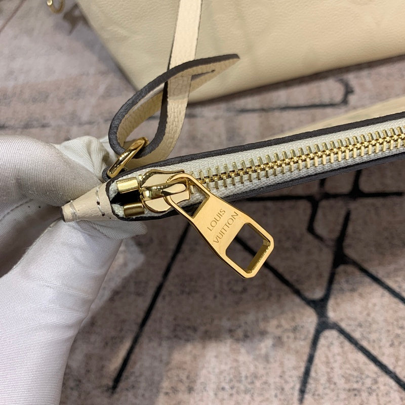 Anum Bags ln Luxury Bag --58735