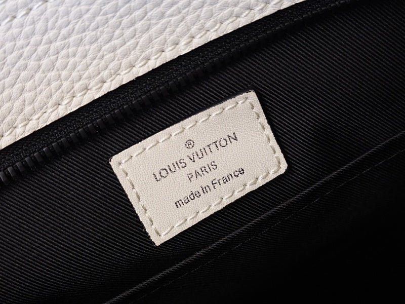 Anum Bags ln Luxury Bag --60277