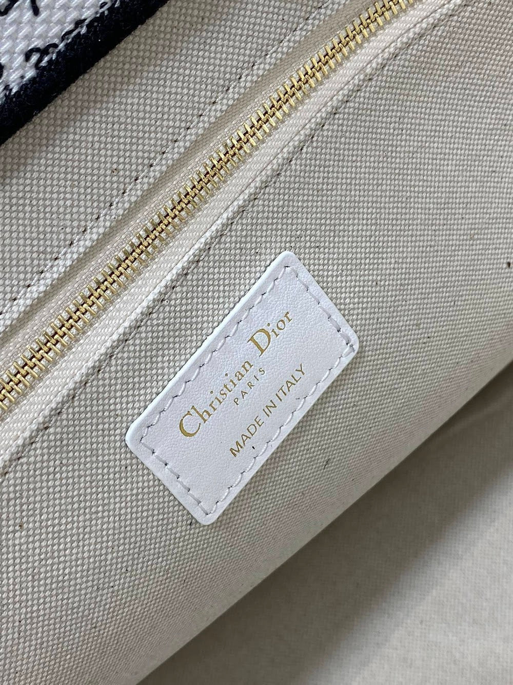new-luxury-designer-bags-nm16082