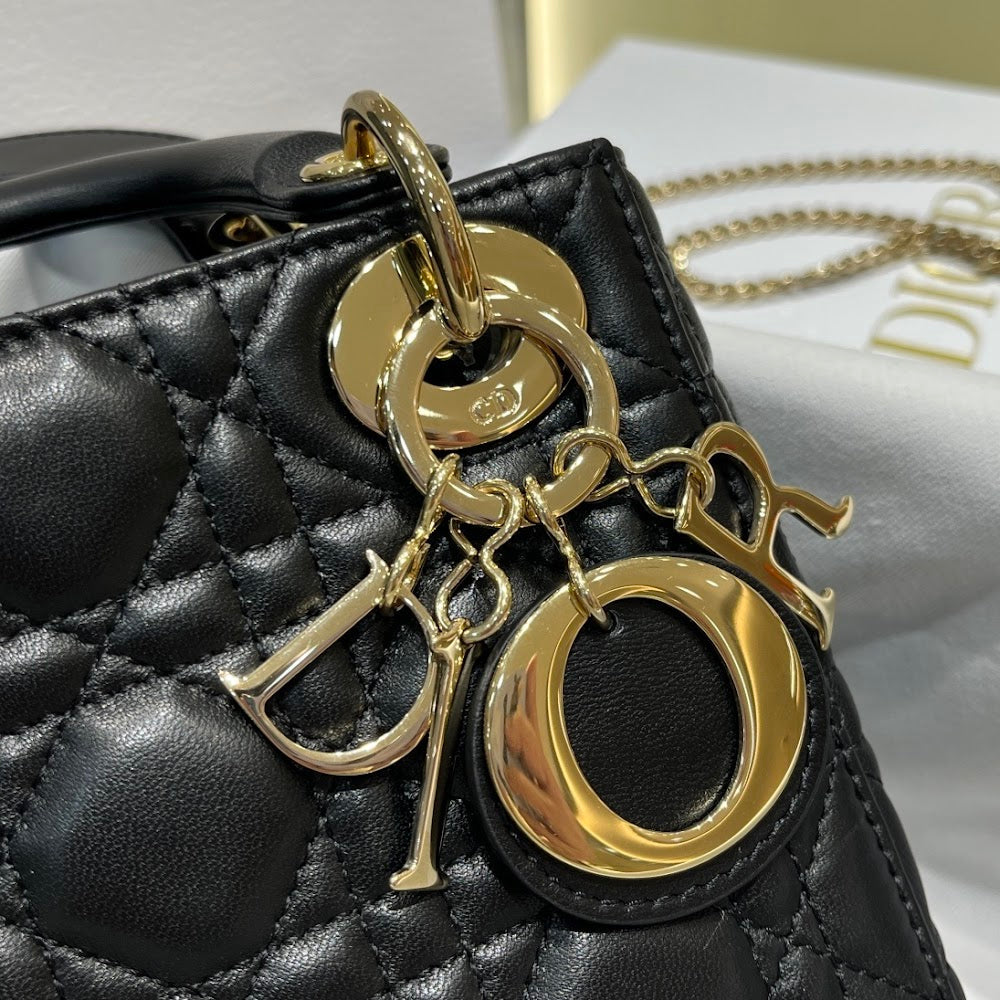 new-luxury-designer-bags-nm16170