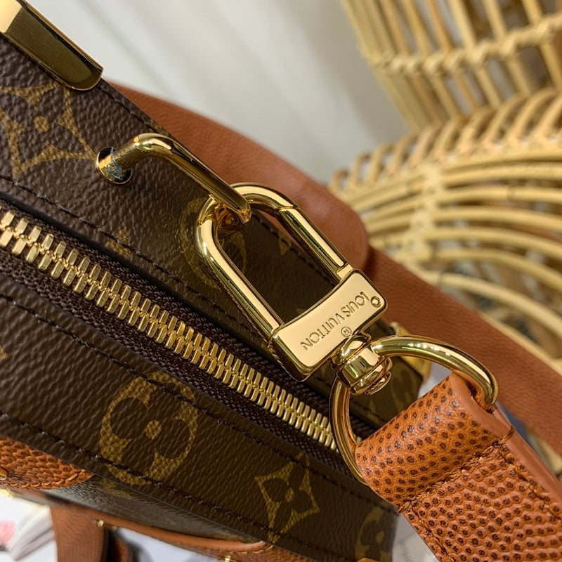 Anum Bags ln Luxury Bag --60014