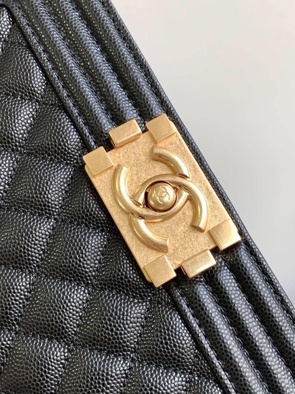 new-luxury-designer-bags-nm9333