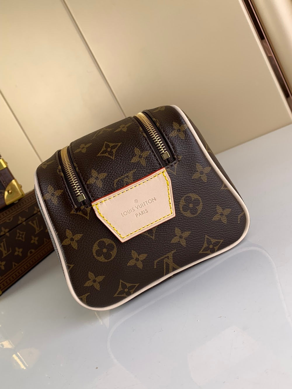 Anum Bags ln Luxury Bag --56342