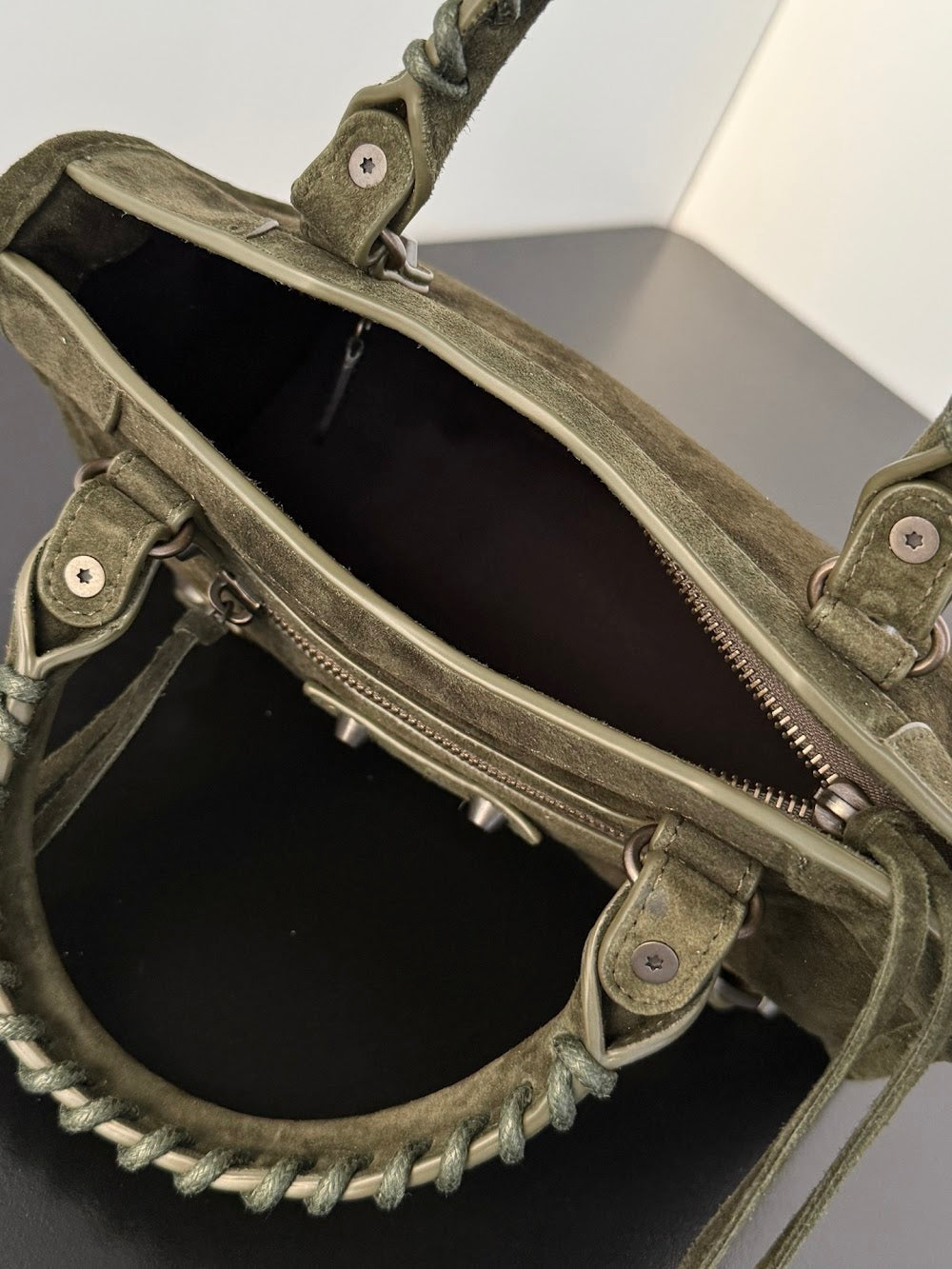 Ezyycart Bags Balenciaga Luxury Bag --111673