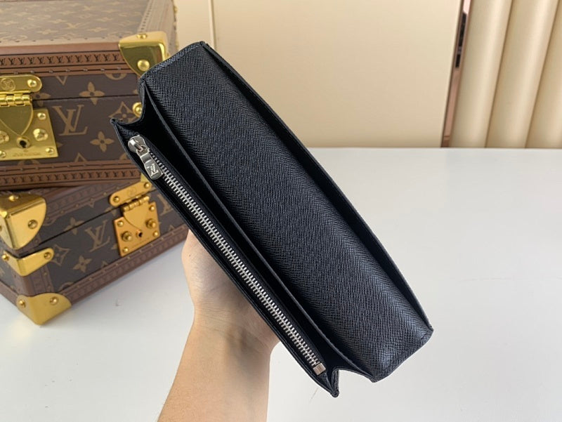 Anum Bags ln Luxury Bag --56859