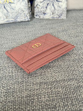 new-luxury-designer-bags-nm7470