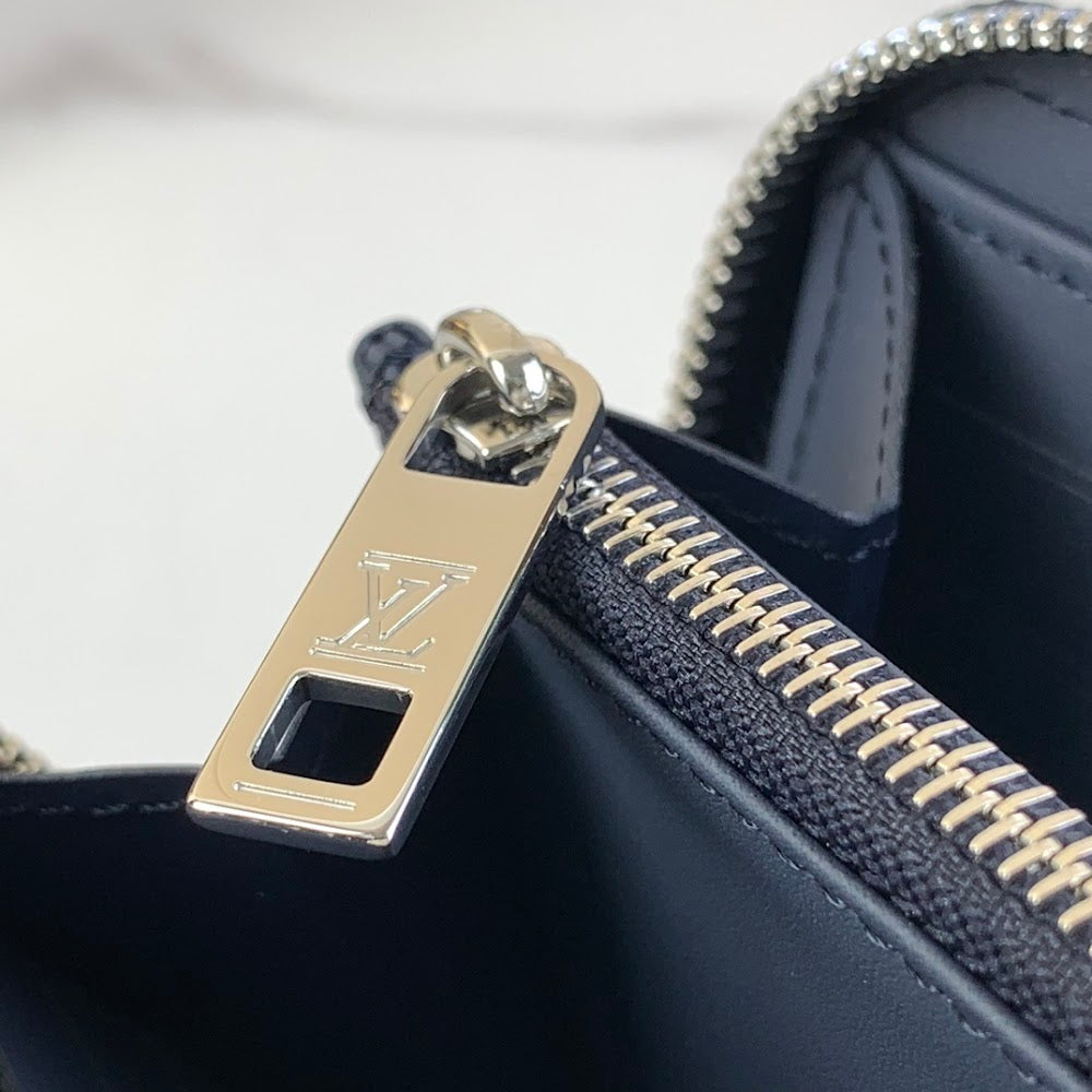 Anum Bags ln Luxury Bag --56849