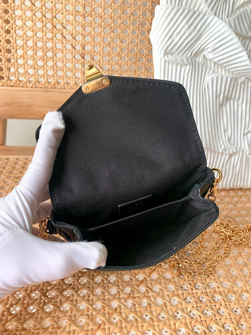 Anum Bags ln Luxury Bag --57084