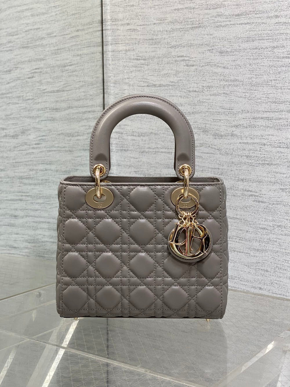 new-designer-premium-bags-nm16324