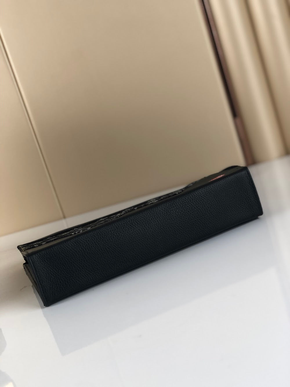 Anum Bags ln Luxury Bag --60652