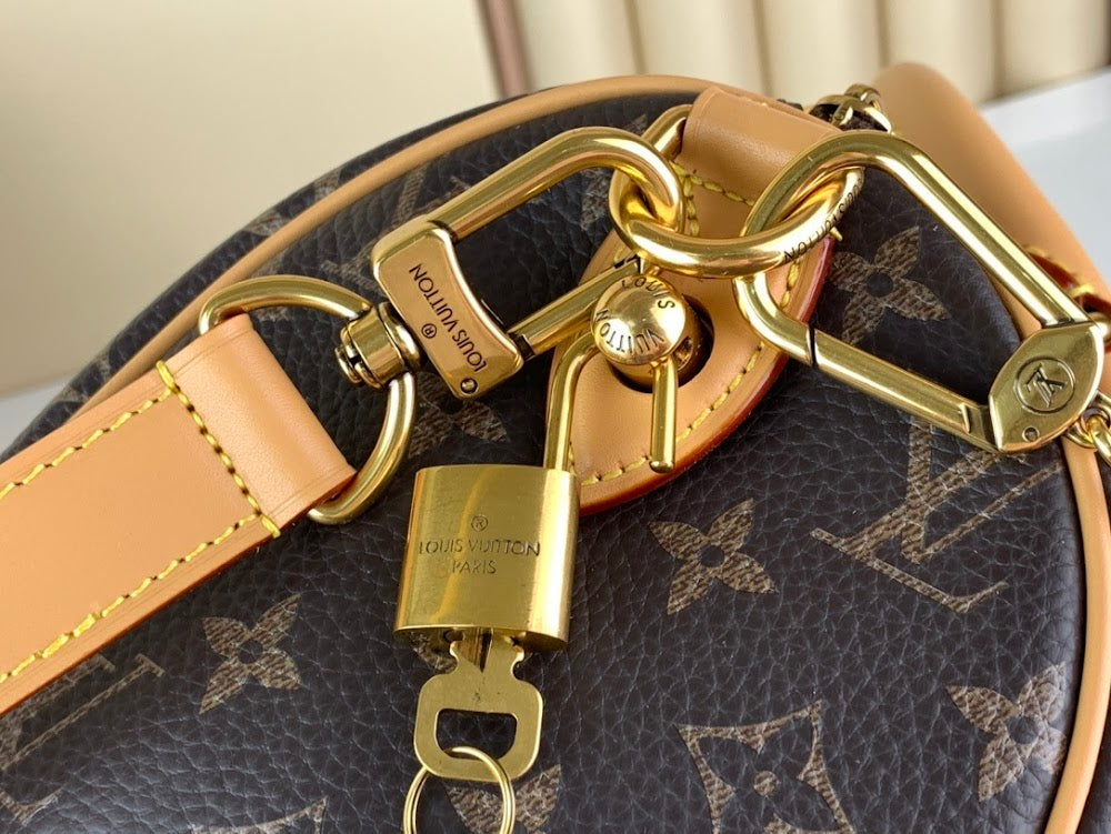 Anum Bags ln Luxury Bag --56839