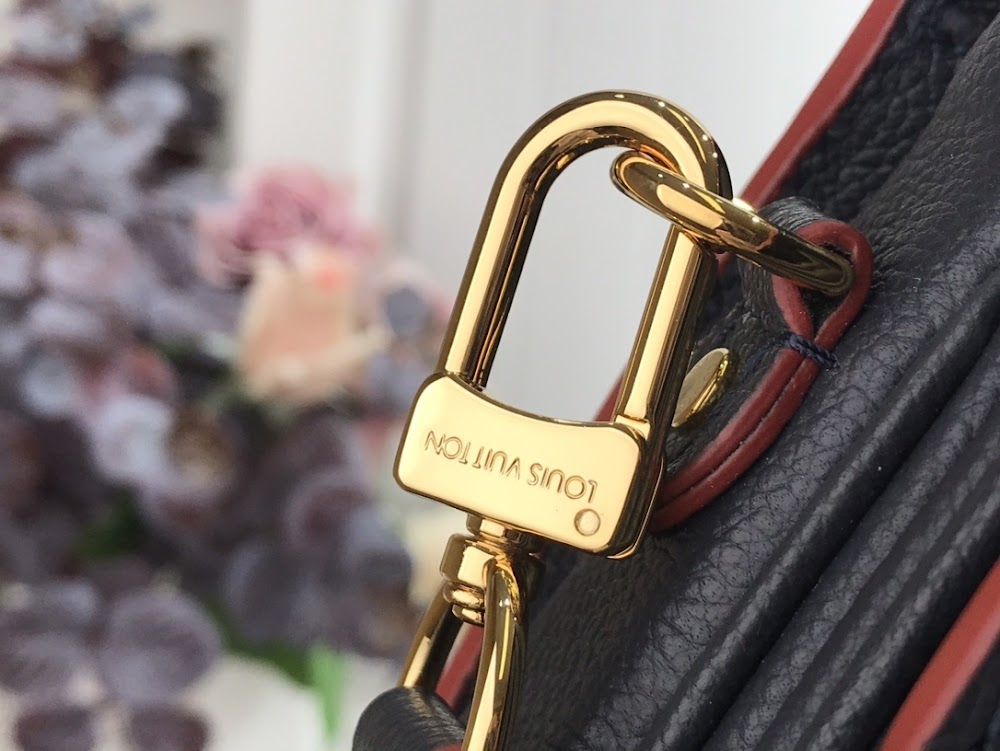 Anum Bags ln Luxury Bag --59666