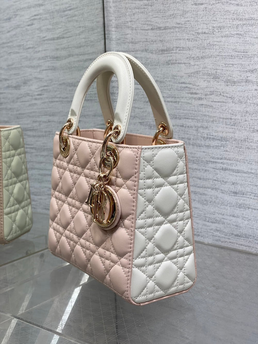 new-designer-premium-bags-nm16307