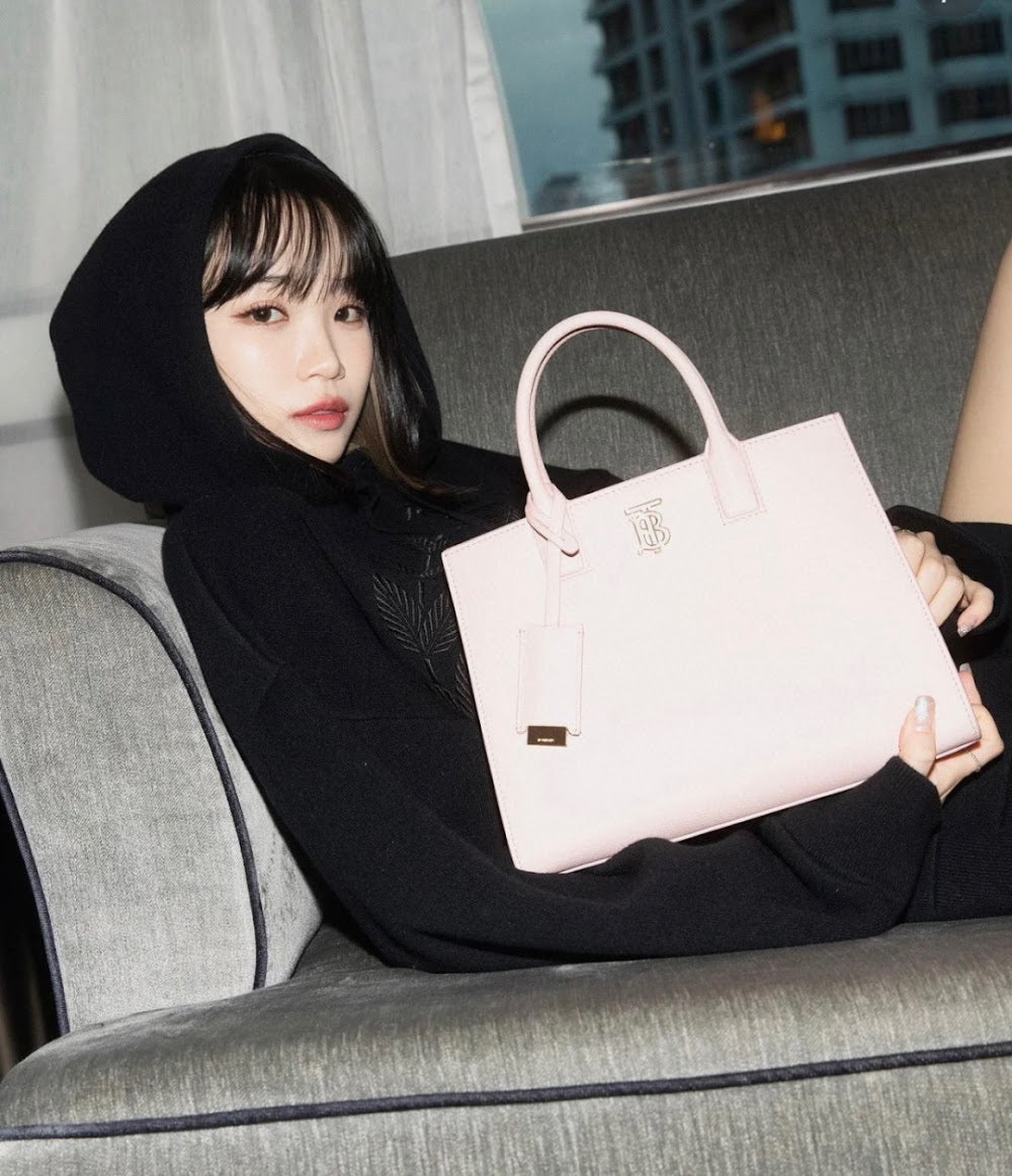 Ezyycart Bags Burberryn Luxury Bag --91814