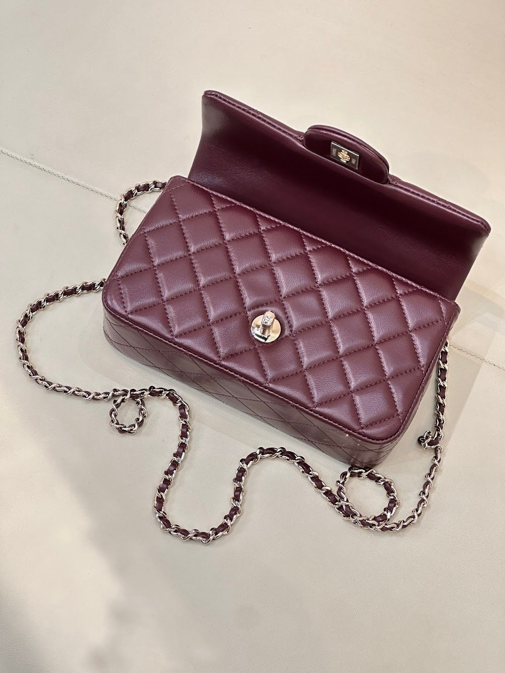 Anum Bags CHn Luxury Bag --112780