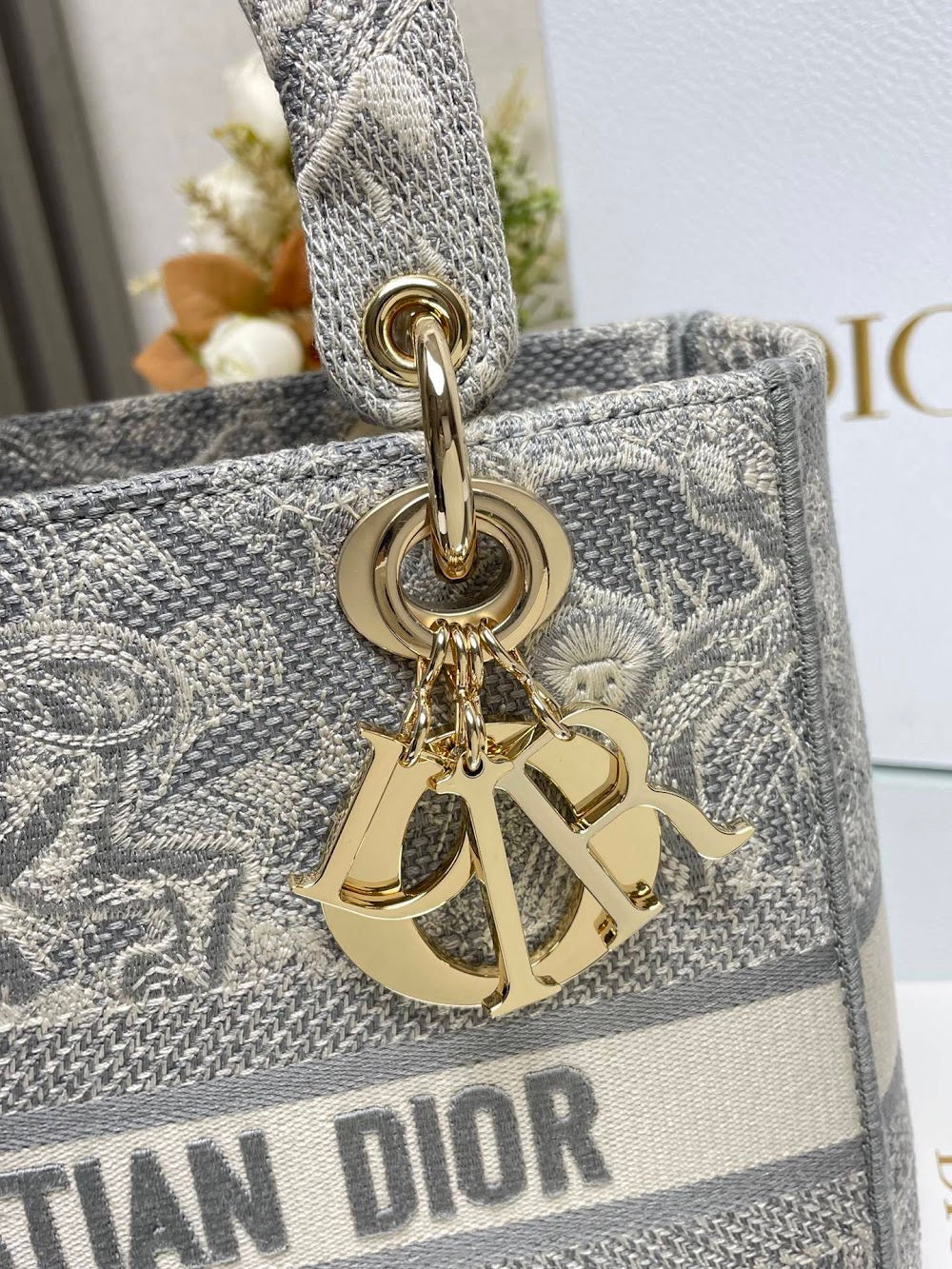 new-designer-premium-bags-nm15926