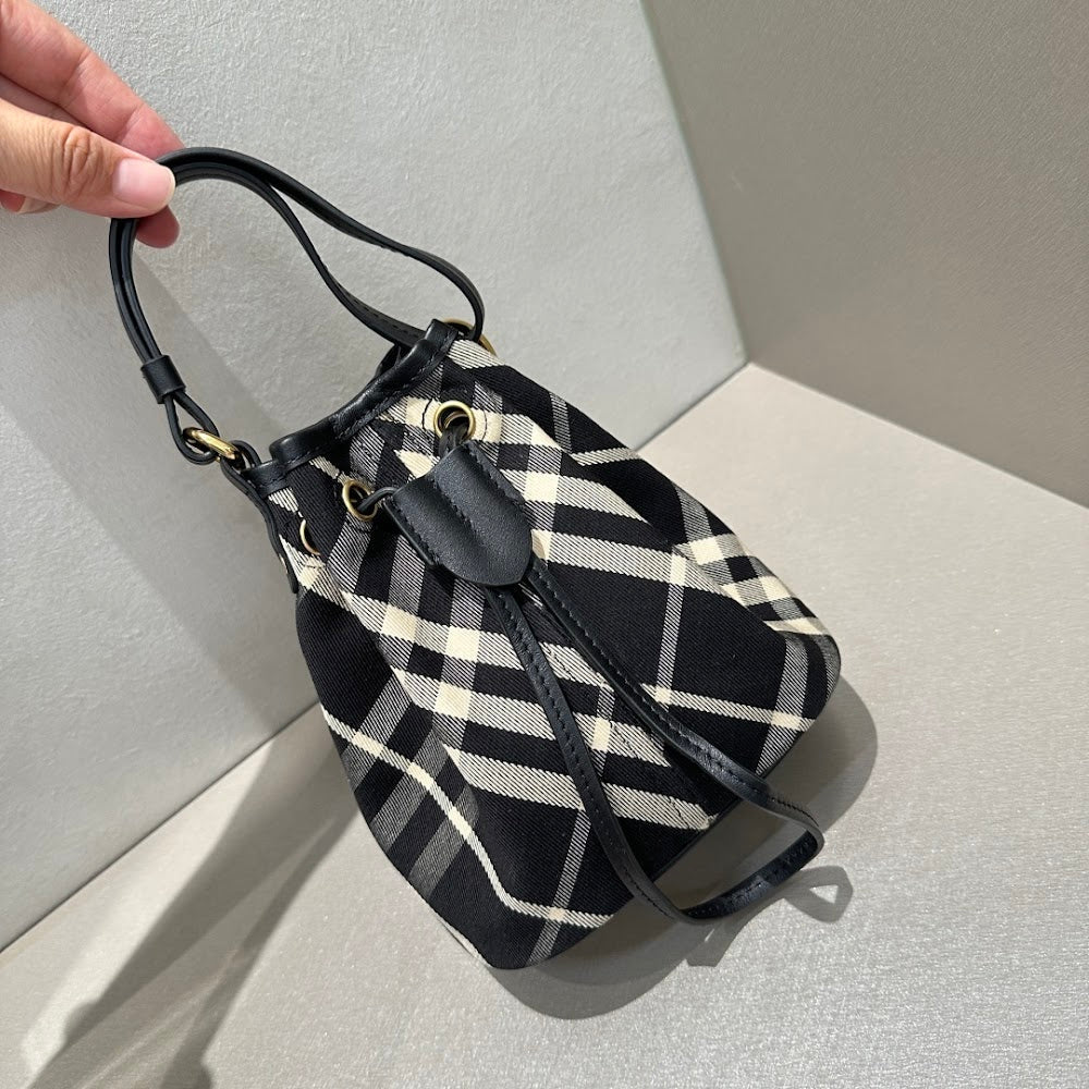 Ezyycart Bags Burberryn Luxury Bag --92231
