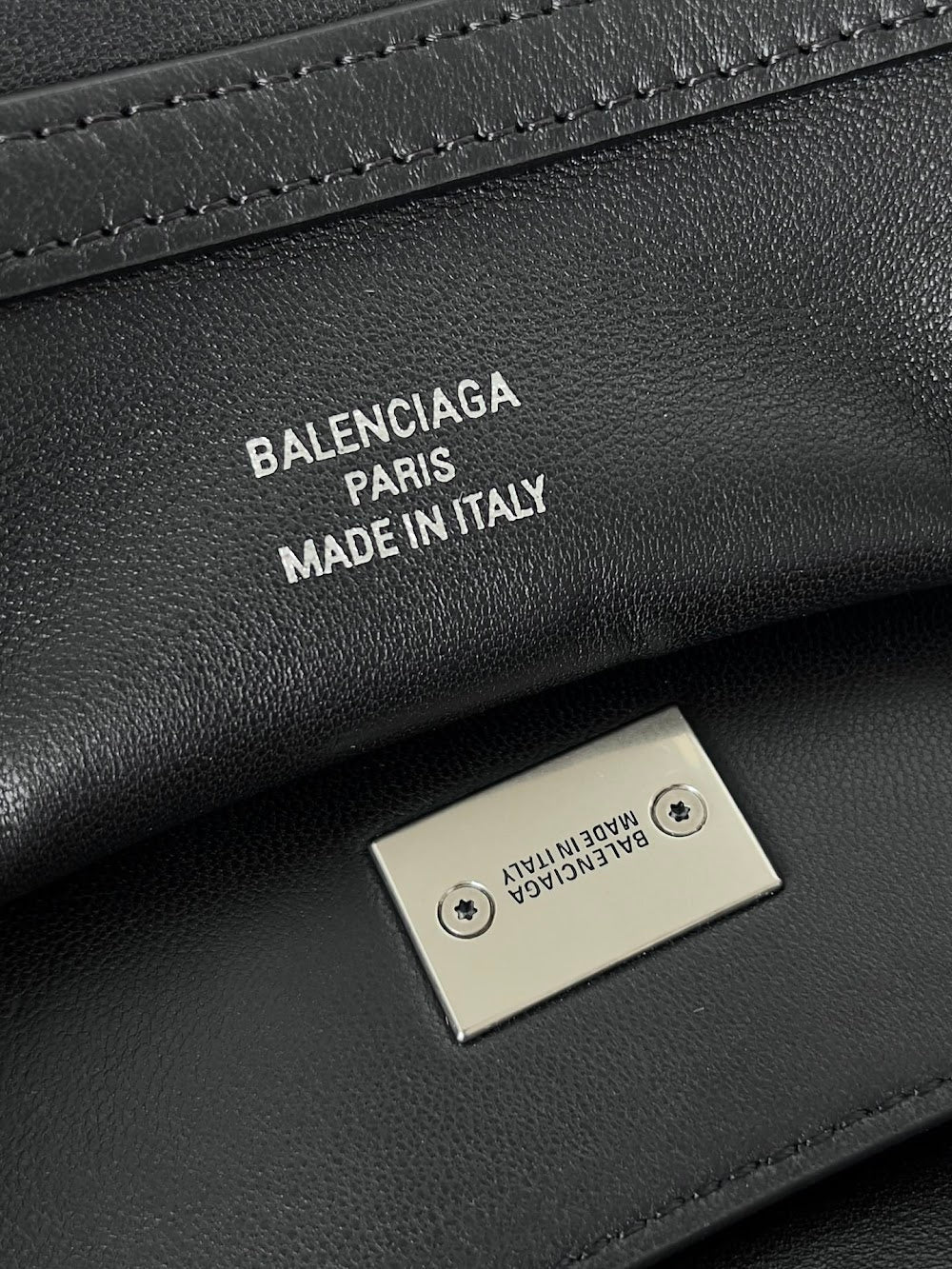 Ezyycart Bags Balenciaga Luxury Bag --110692