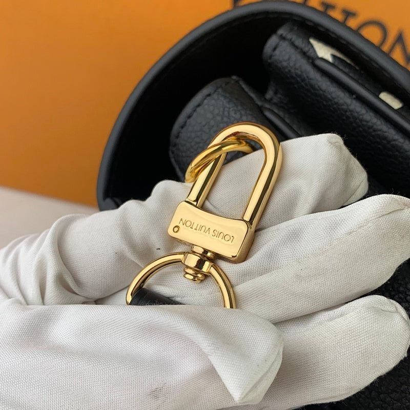 Anum Bags ln Luxury Bag --60792
