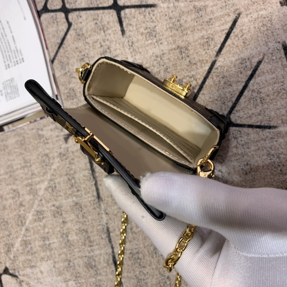 Anum Bags ln Luxury Bag --59443