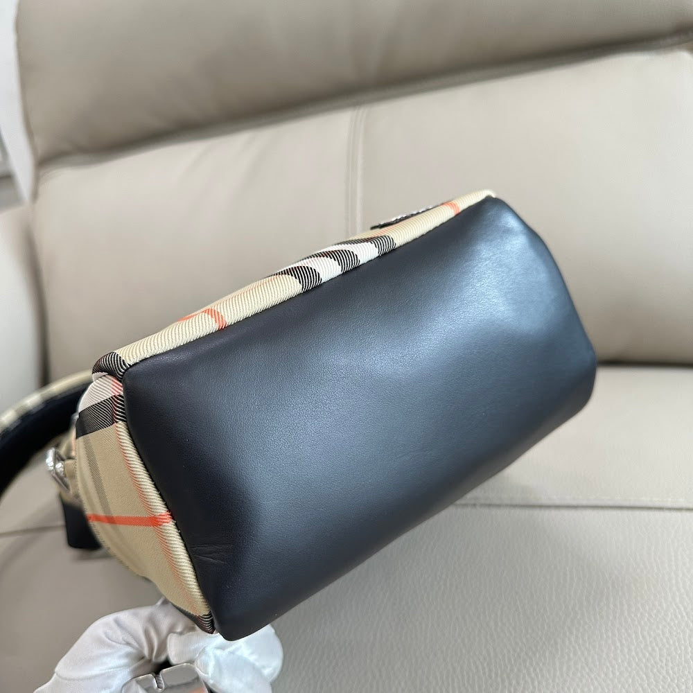 Ezyycart Bags Burberryn Luxury Bag --92480