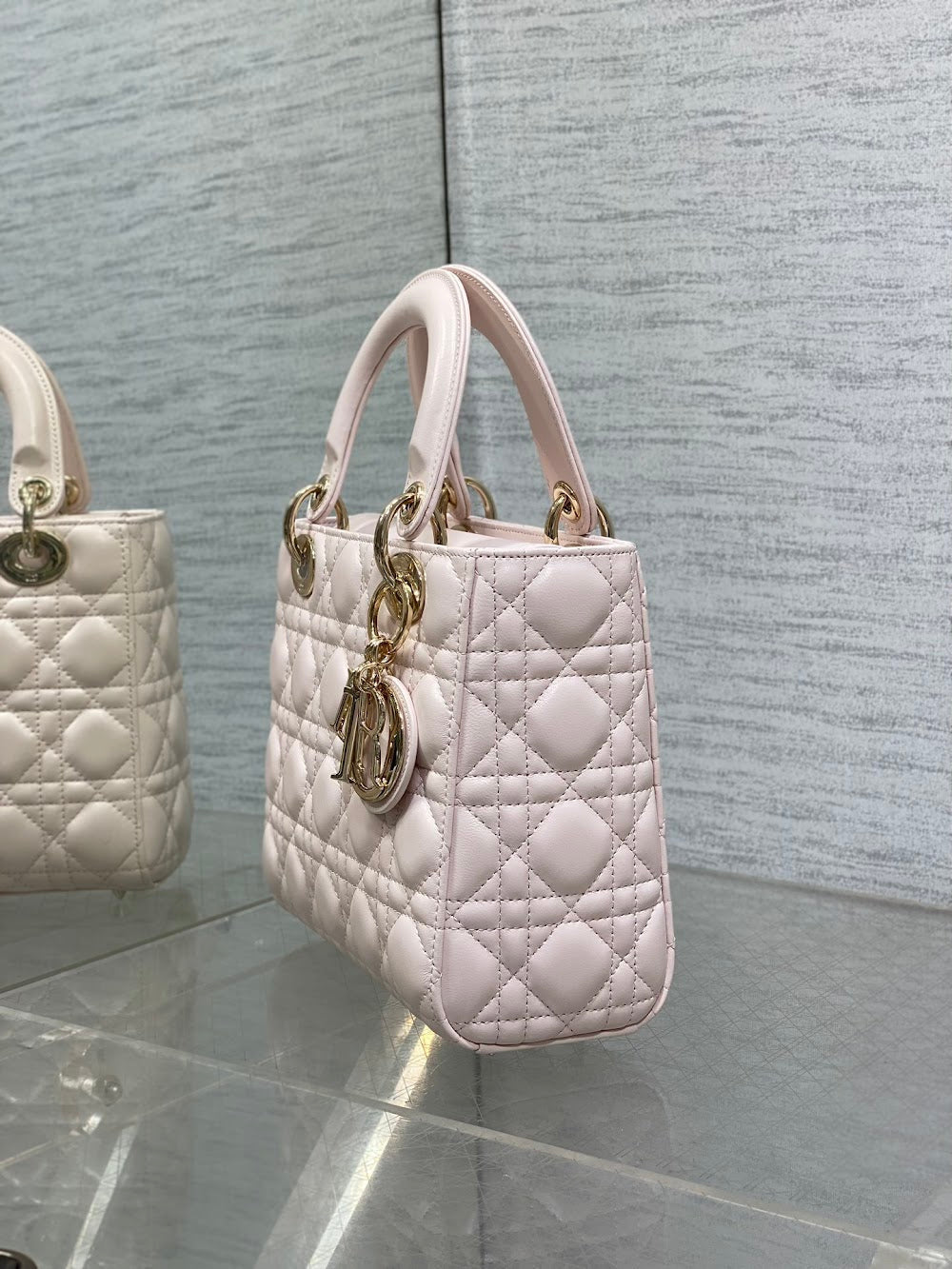 new-designer-premium-bags-nm16362