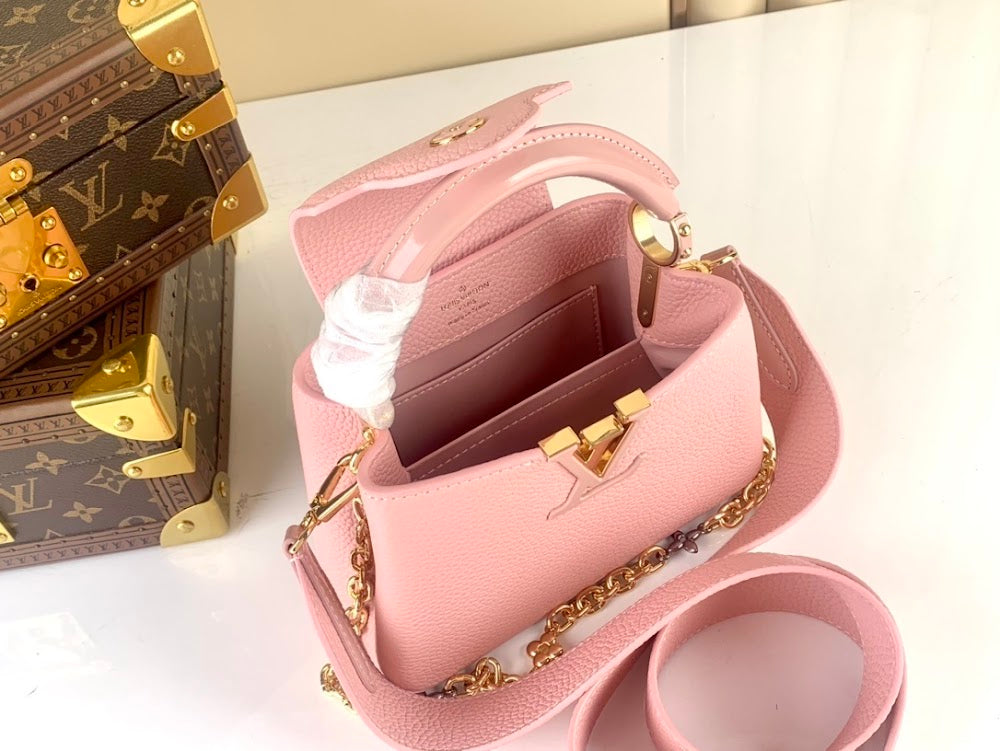 Anum Bags ln Luxury Bag --60650