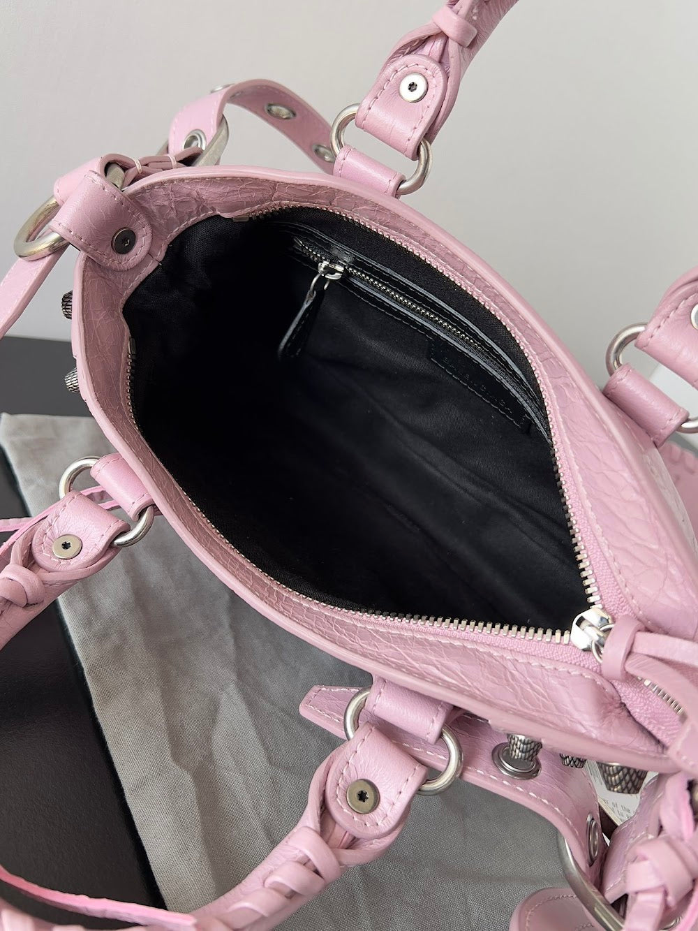 Ezyycart Bags Balenciaga Luxury Bag --111169