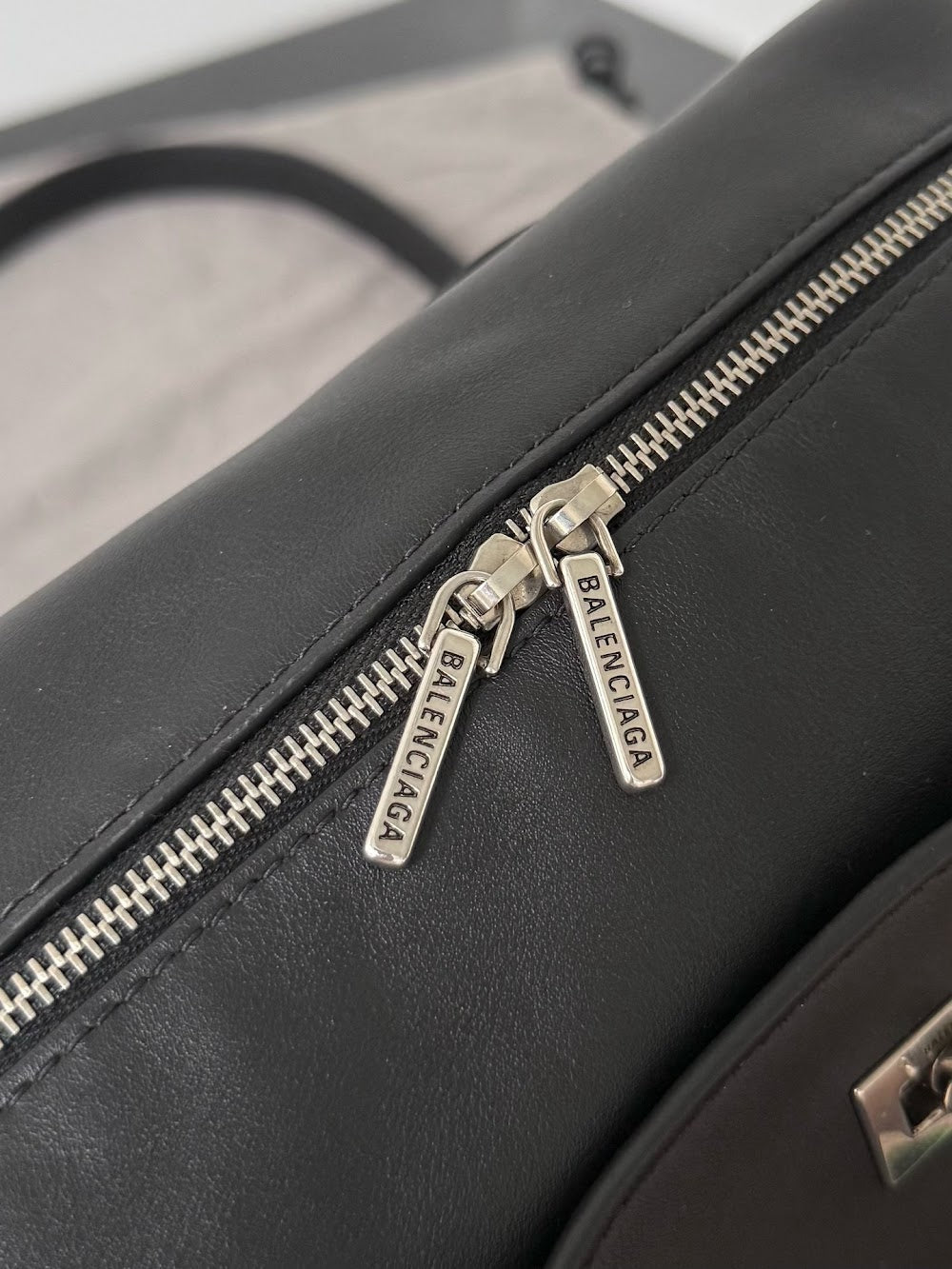 Ezyycart Bags Balenciaga Luxury Bag --111121
