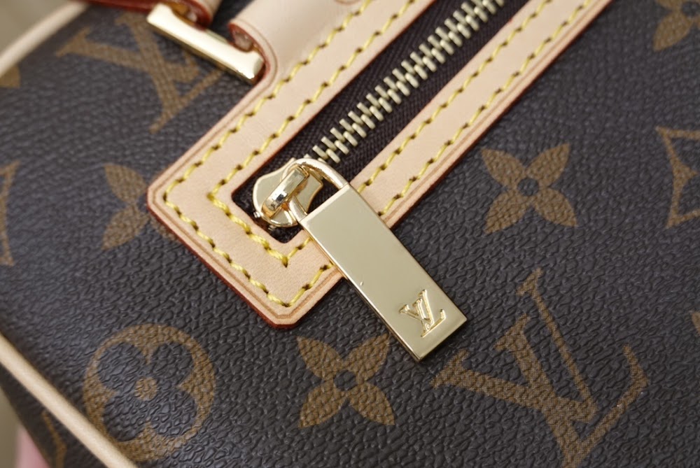 Anum Bags ln Luxury Bag --60158
