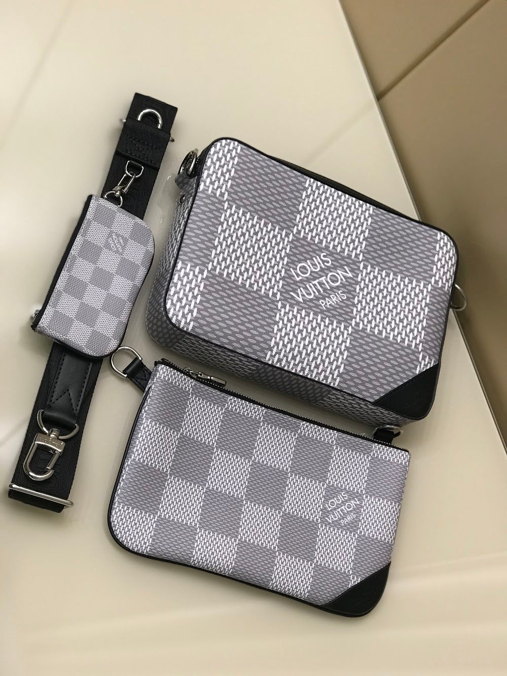 Anum Bags ln Luxury Bag --60775