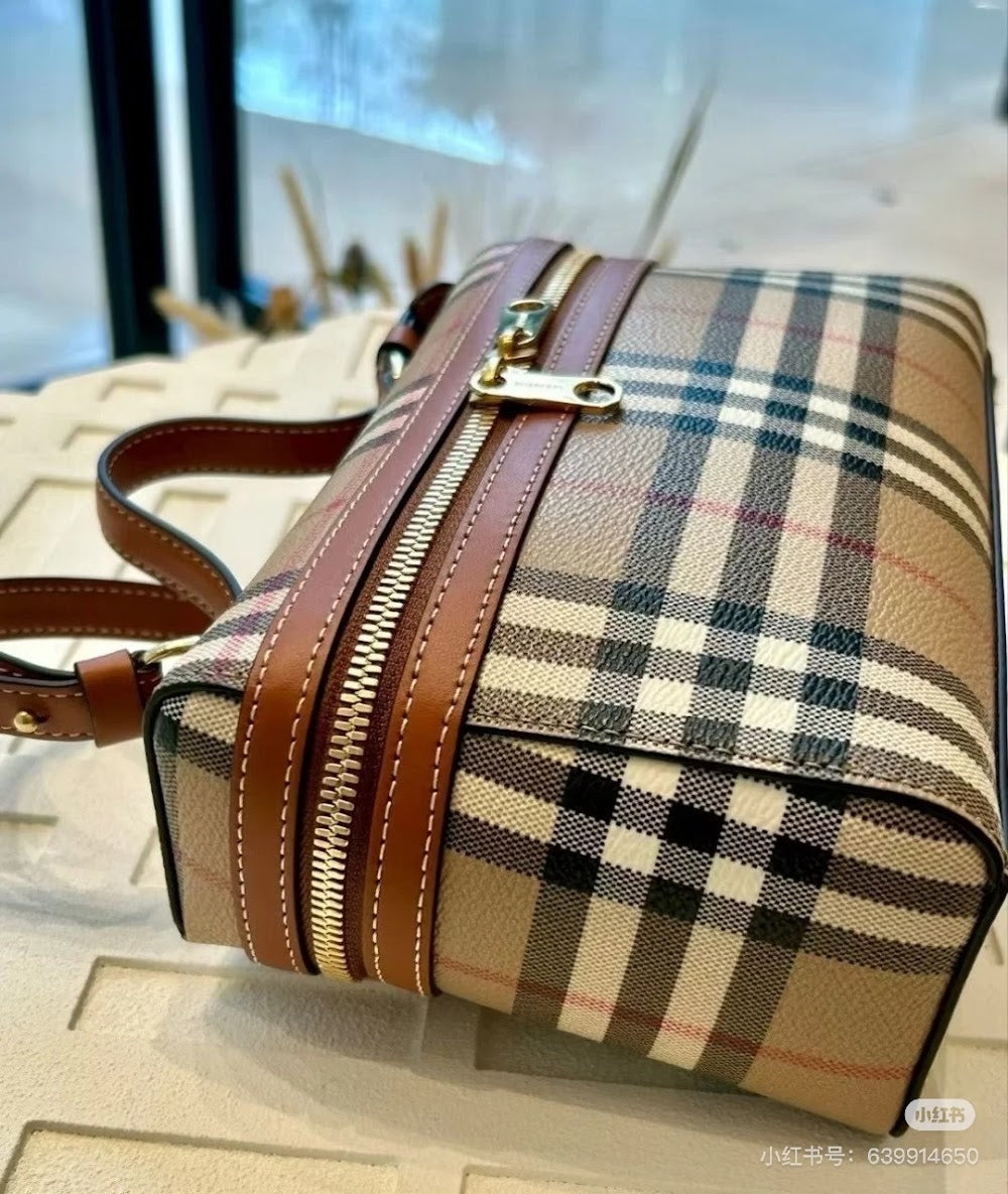 Ezyycart Bags Burberryn Luxury Bag --92892