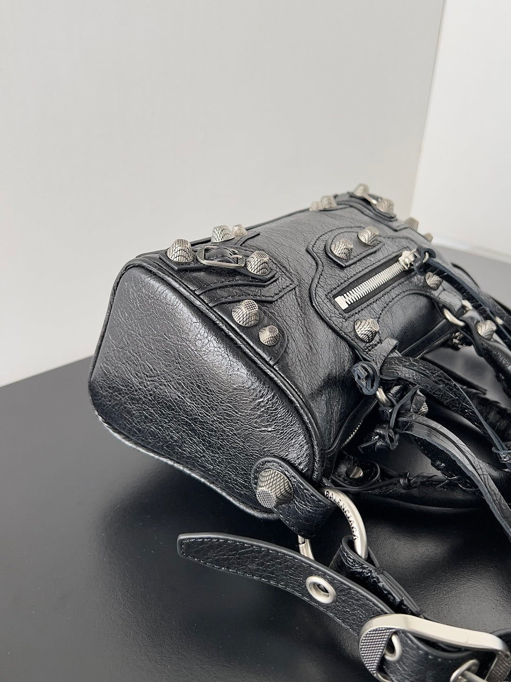 Ezyycart Bags Balenciaga Luxury Bag --111127