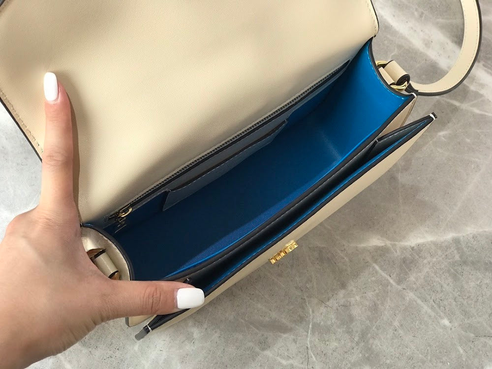 Anum Bags ln Luxury Bag --60309