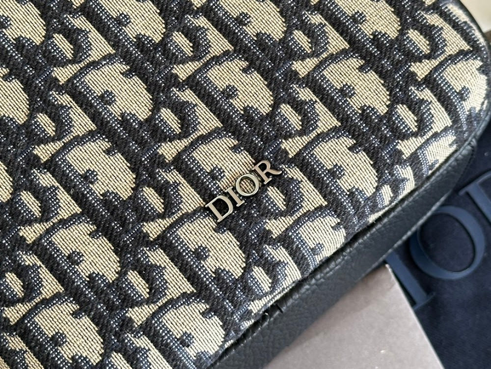new-designer-premium-bags-nm16333