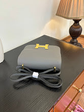 new-luxury-designer-bags-nm11275