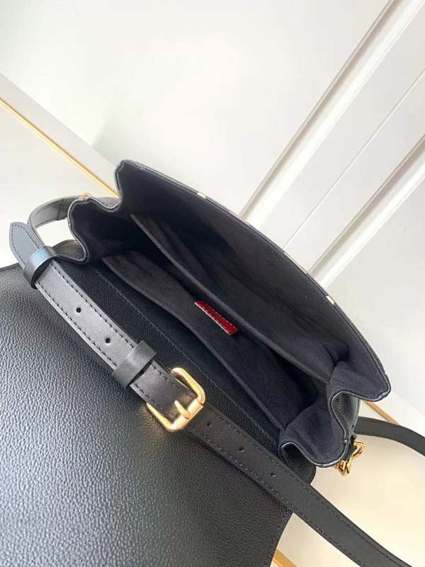 Anum Bags ln Luxury Bag --56390