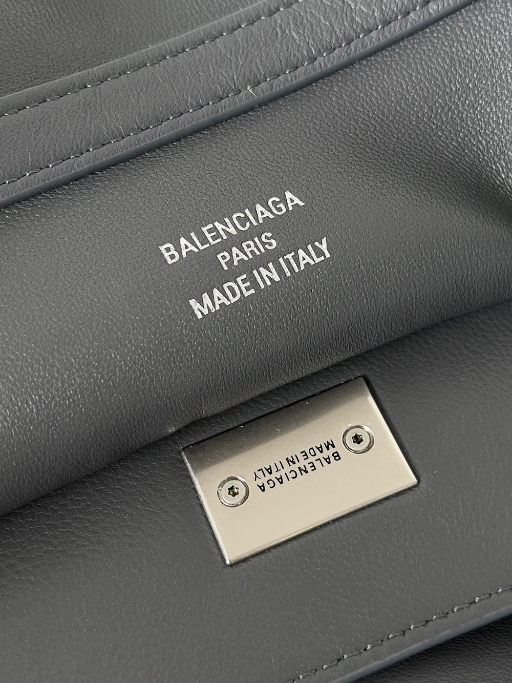 Ezyycart Bags Balenciaga Luxury Bag --111592