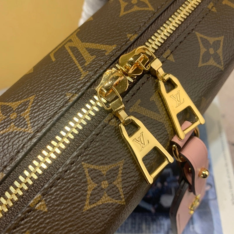 Anum Bags ln Luxury Bag --59244