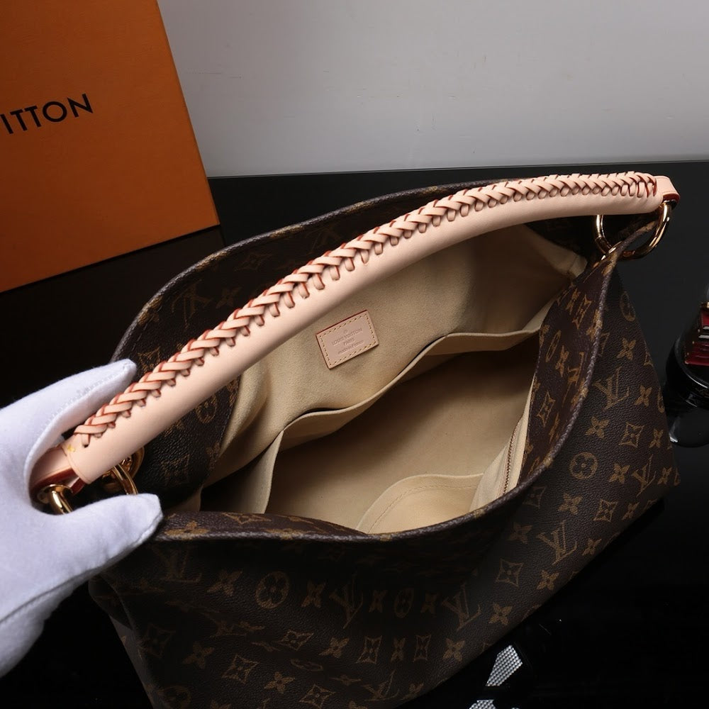 Anum Bags ln Luxury Bag --57727