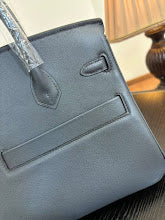 new-luxury-designer-bags-nm11268