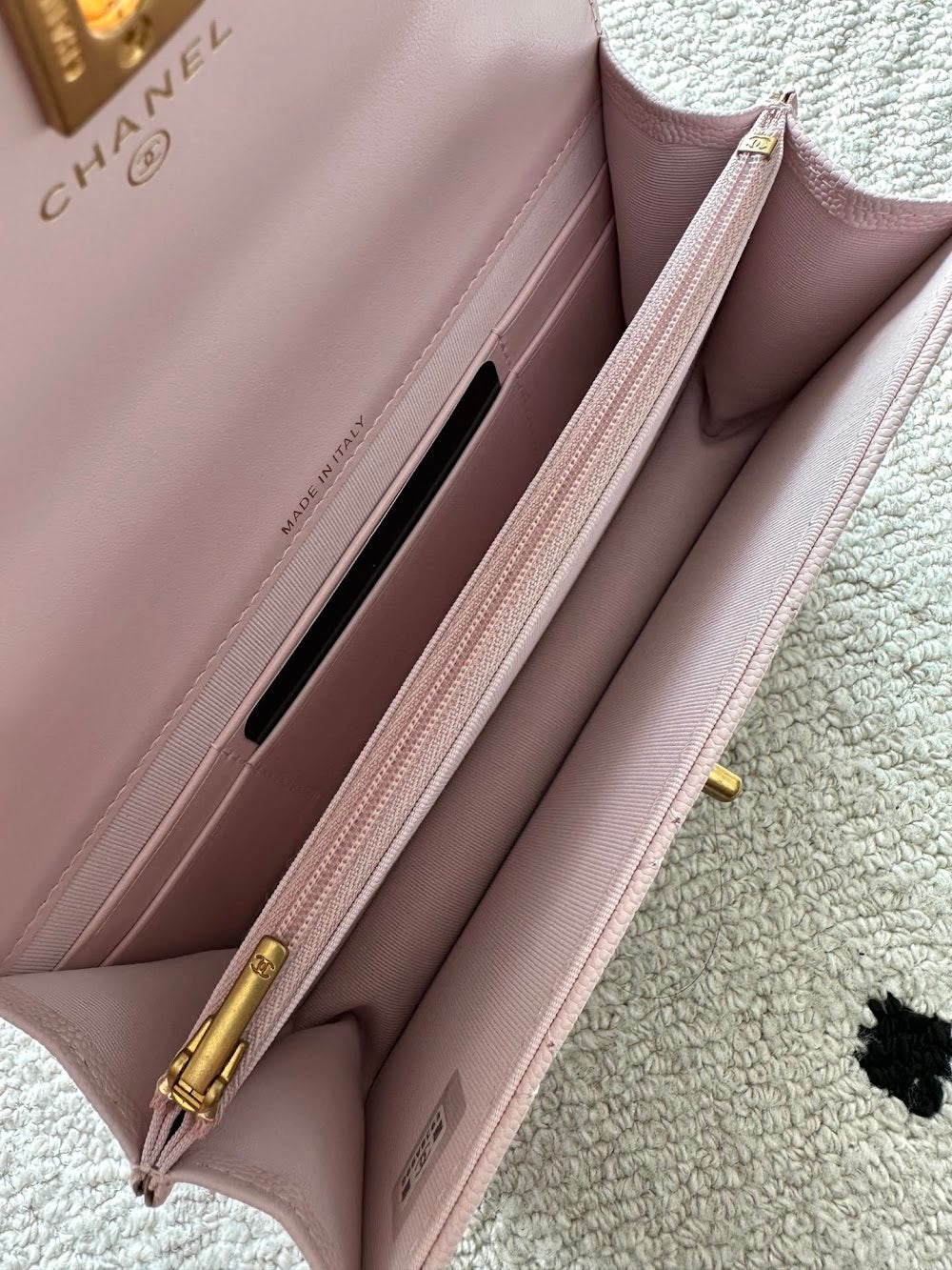 Anum Bags CHn Luxury Bag --112689