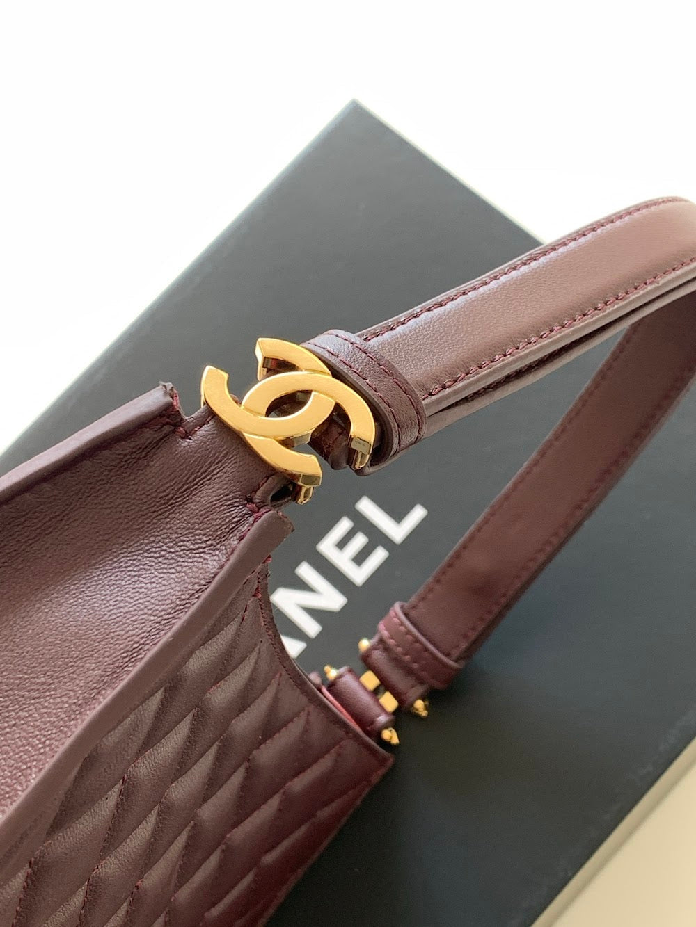 Anum Bags CHn Luxury Bag --112932